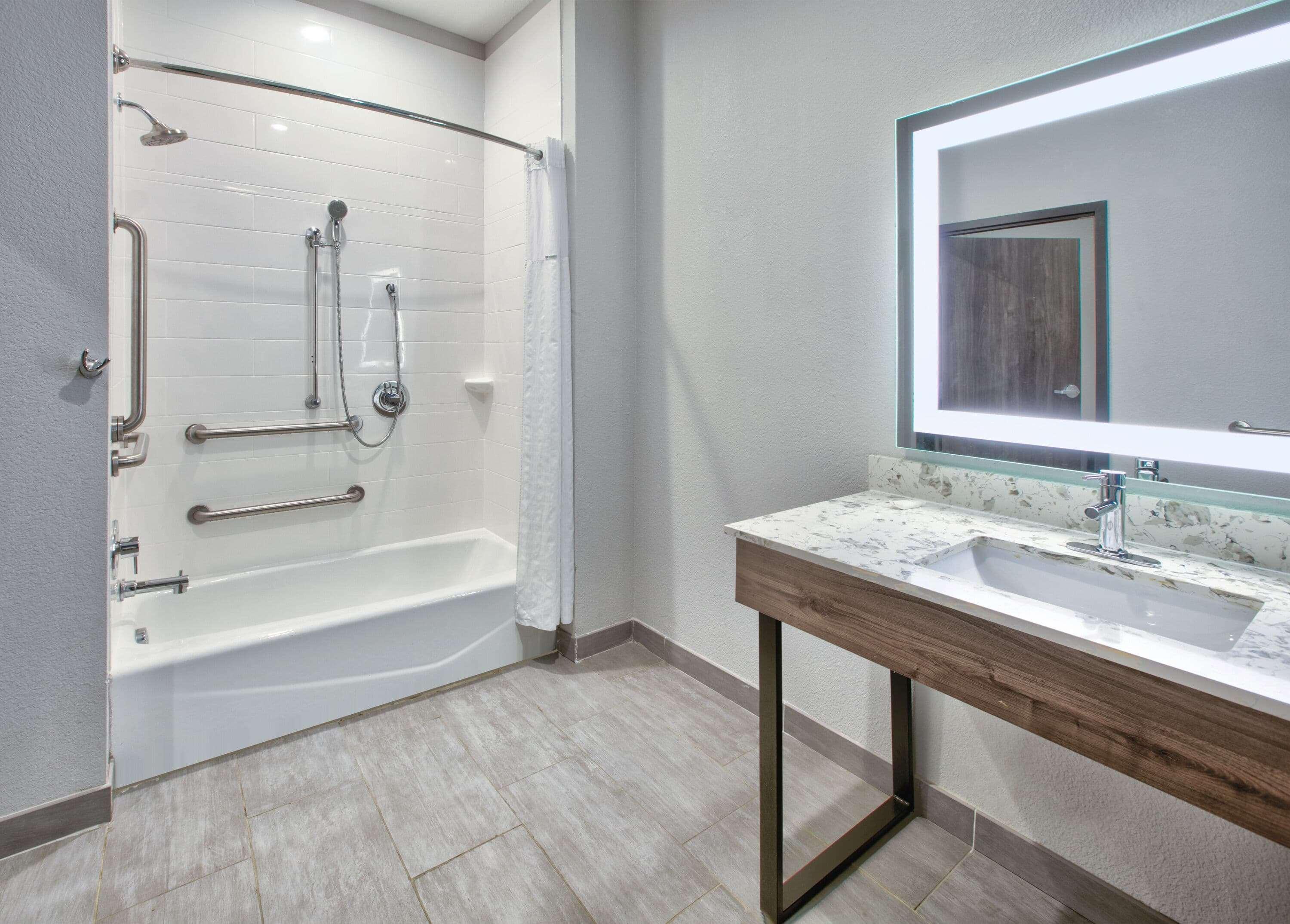 La Quinta Inn&Suites by Wyndham Dallas/Fairpark Bagian luar foto