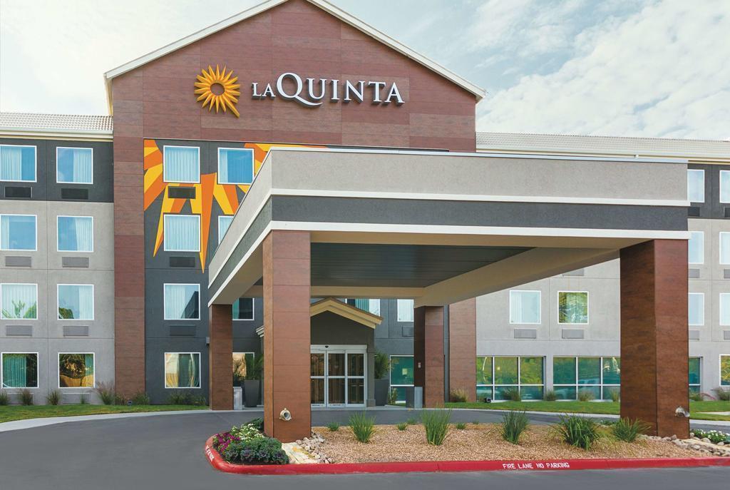 La Quinta Inn&Suites by Wyndham Dallas/Fairpark Bagian luar foto