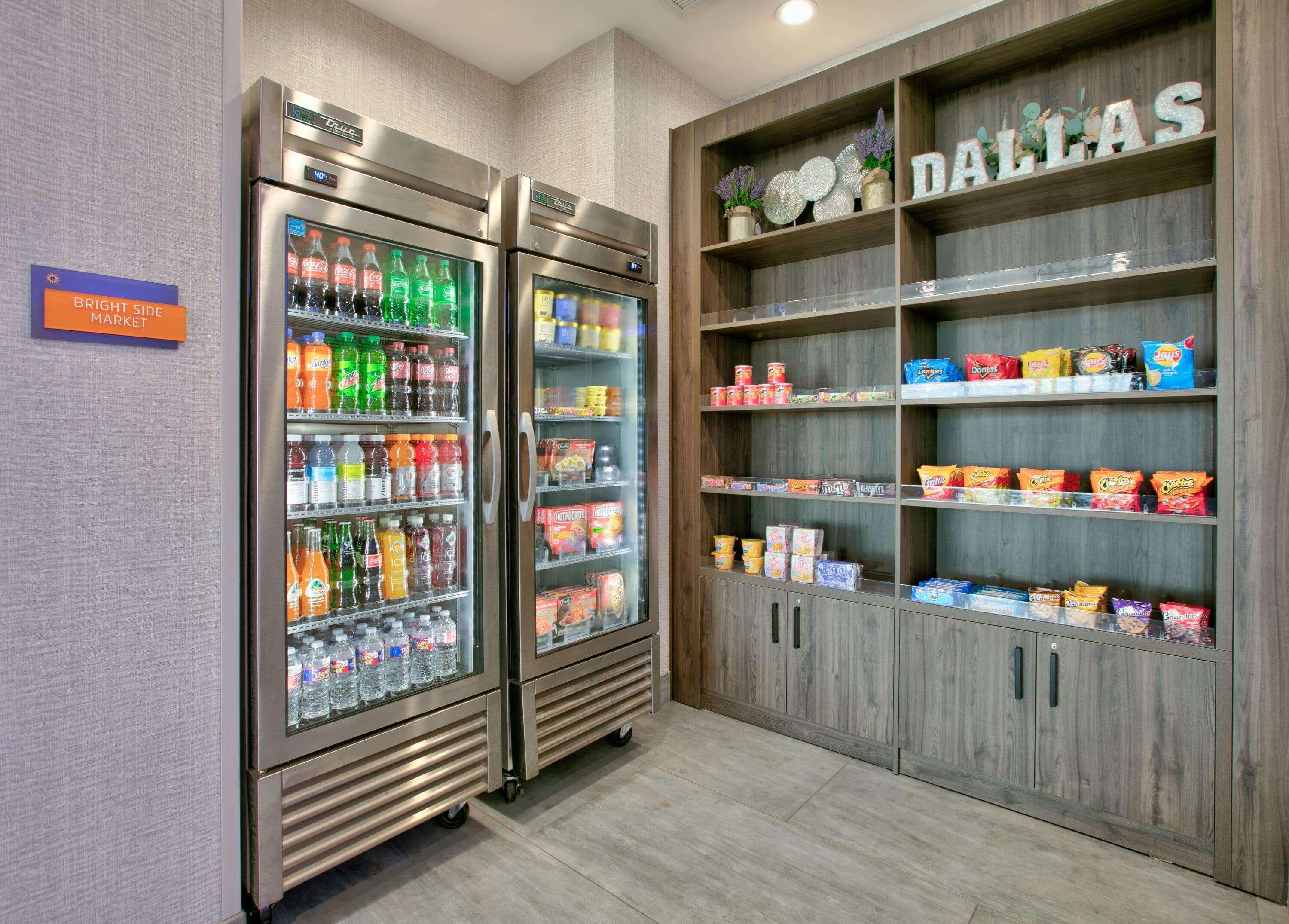 La Quinta Inn&Suites by Wyndham Dallas/Fairpark Bagian luar foto