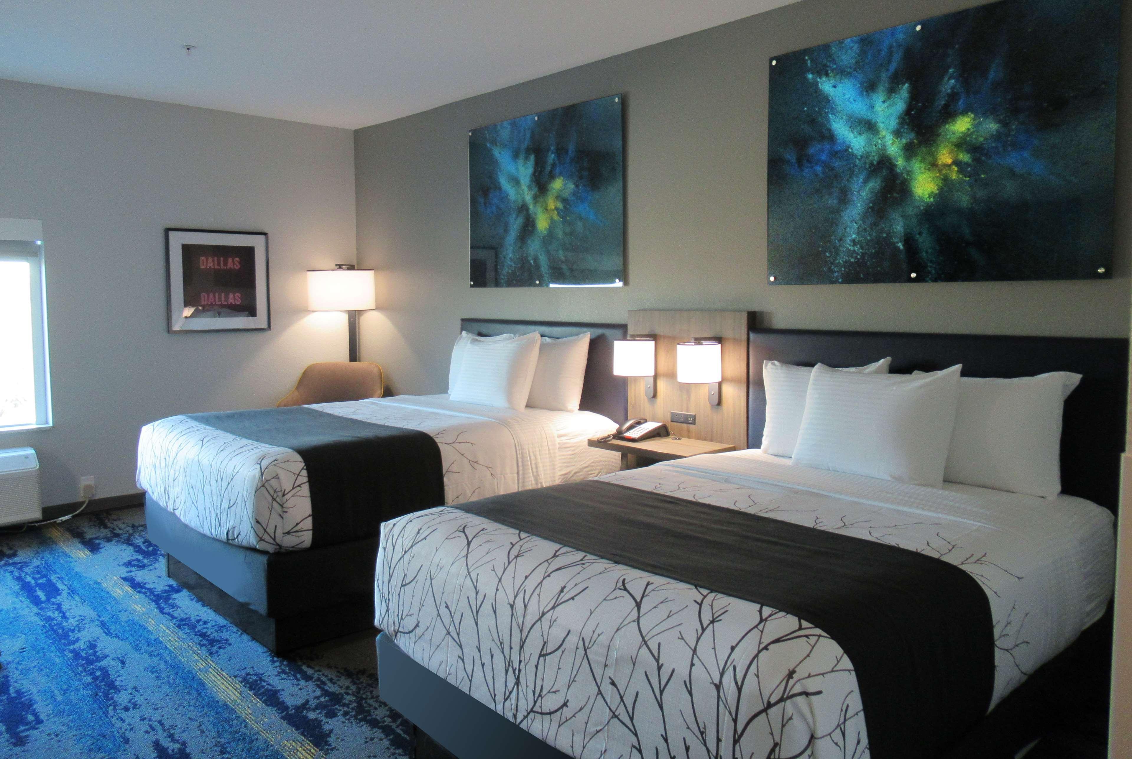 La Quinta Inn&Suites by Wyndham Dallas/Fairpark Bagian luar foto