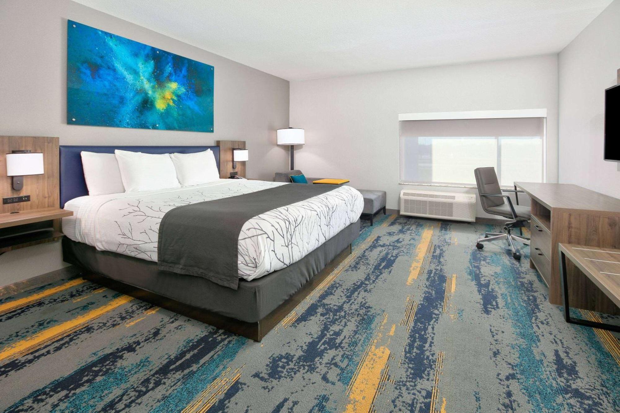 La Quinta Inn&Suites by Wyndham Dallas/Fairpark Bagian luar foto